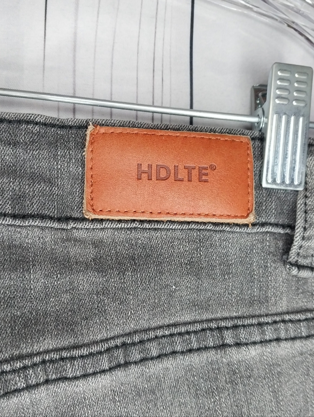HDLTE High Rise Wide Leg Baggy 90's Y2K Grunge Raw Hem Gray Wash Jeans - Picture 8 of 10
